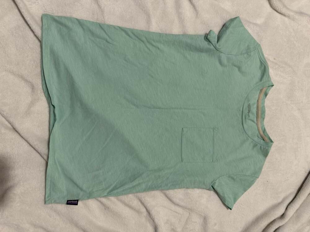 Patagonia Pocket T-Shirt Size S Green Short Sleeve Slub Crewneck